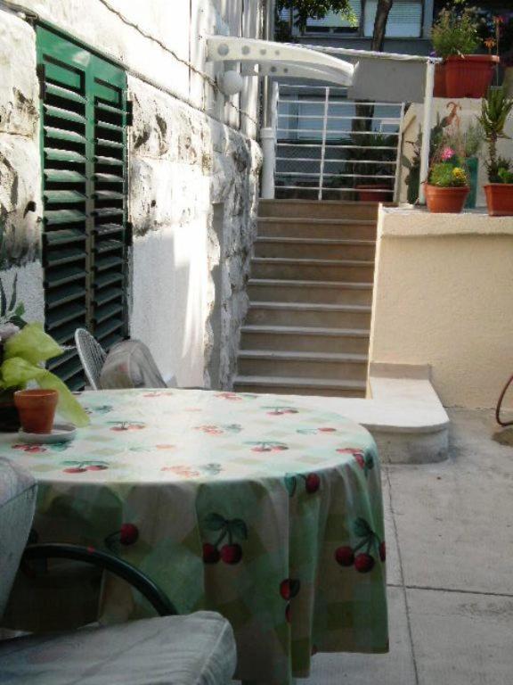 Guest House With Garden - Zuvan 斯普利特 外观 照片