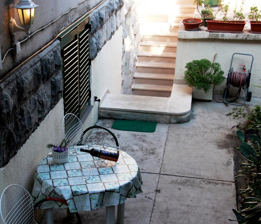 Guest House With Garden - Zuvan 斯普利特 外观 照片