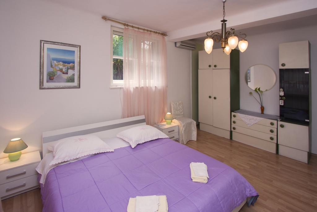 Guest House With Garden - Zuvan 斯普利特 外观 照片
