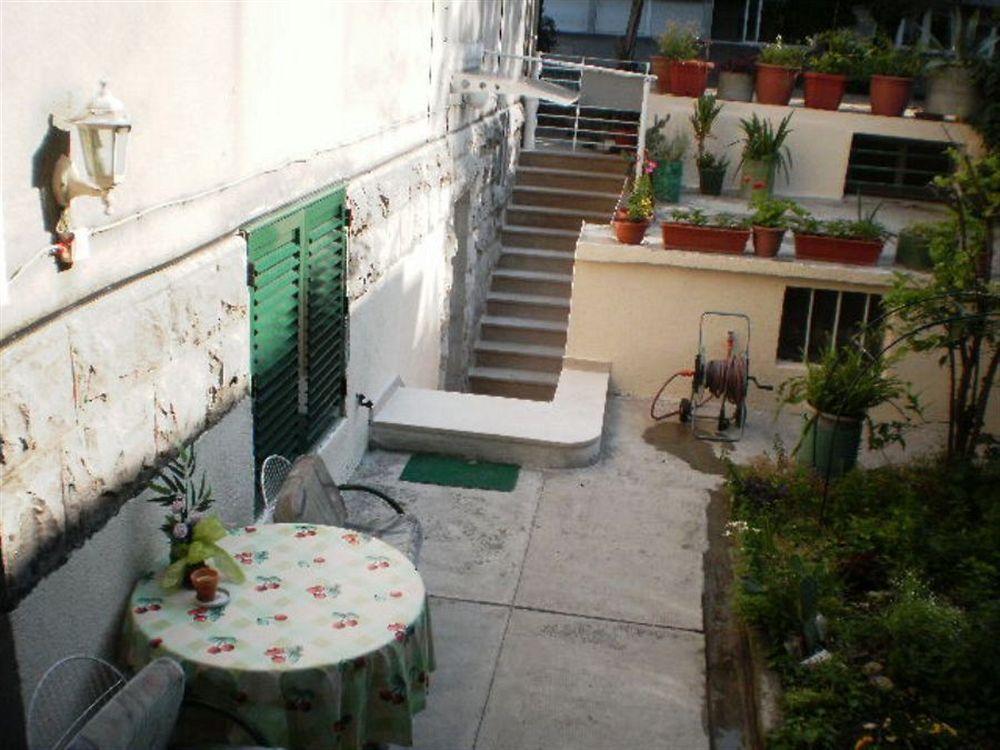 Guest House With Garden - Zuvan 斯普利特 外观 照片
