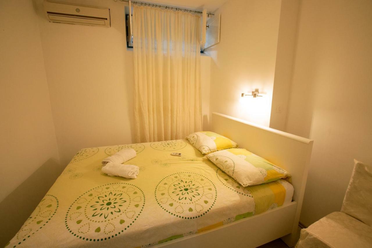 Guest House With Garden - Zuvan 斯普利特 外观 照片